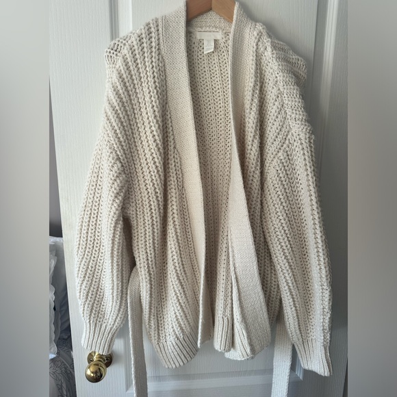 Cream colour H&M knitted Cardigan - Picture 1 of 3